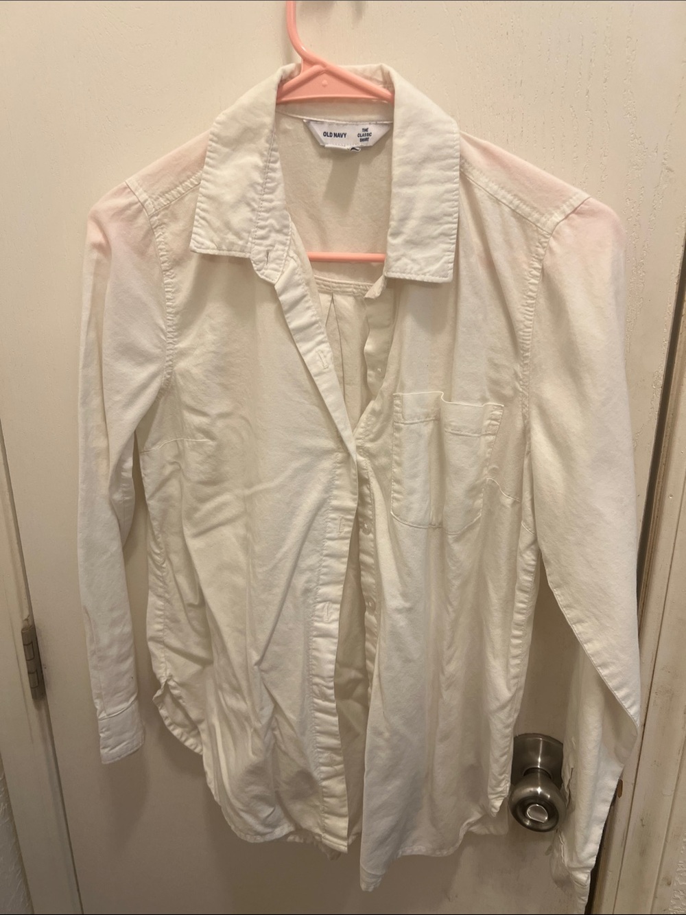 Old Navy Ivory Long-Sleeve Button-Down Shirt